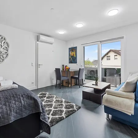 Willa Sky9 Homes & - Vienna South *