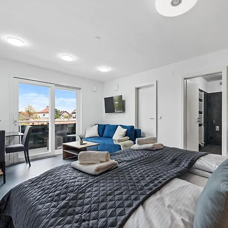 Sky9 Homes & - Vienna South * Vösendorf