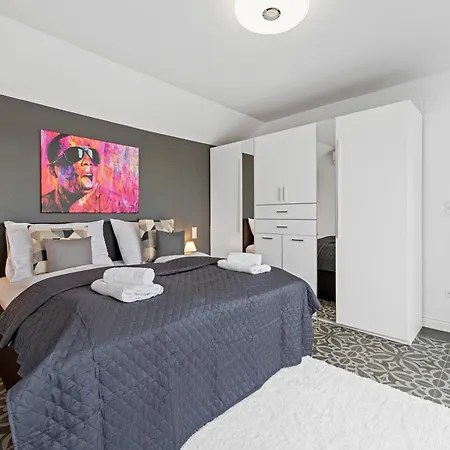 Villa Sky9 Homes & - Vienna South Vösendorf