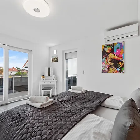 Sky9 Homes & - Vienna South * Vösendorf