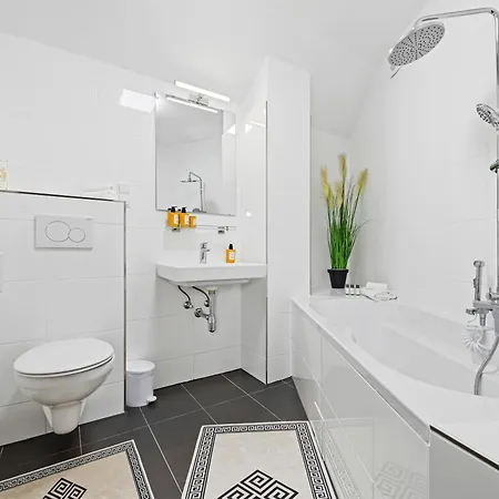 Sky9 Homes & - Vienna South