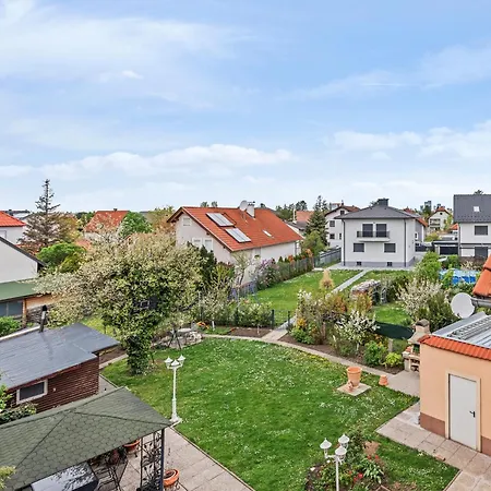 Sky9 Homes & - Vienna South Willa