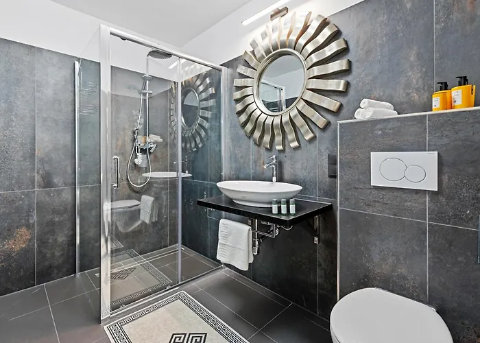 Sky9 Homes & - Vienna South Βίλα