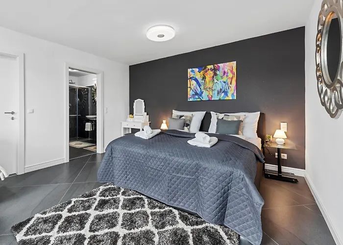 Sky9 Homes & - Vienna South