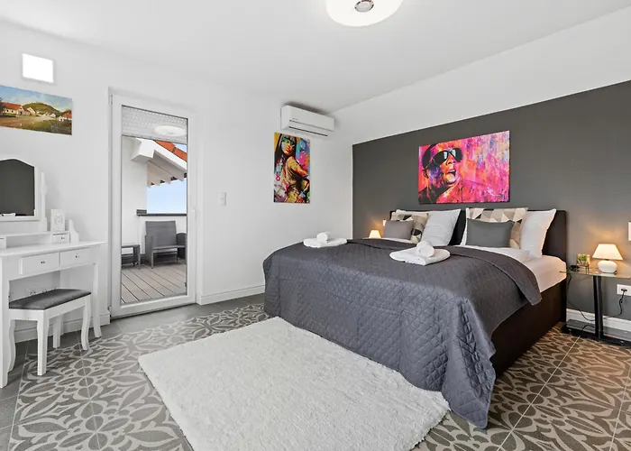 Sky9 Homes & - Vienna South