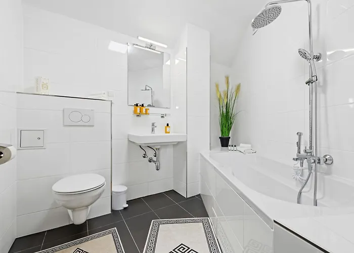 Sky9 Homes & - Vienna South