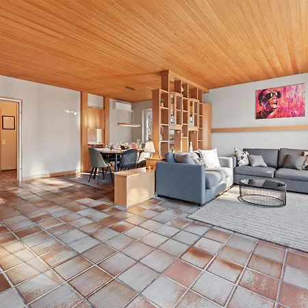 Sky9 Homes & - Vienna South