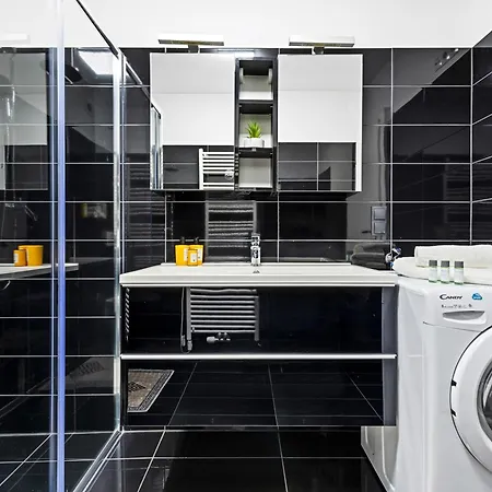 Sky9 Homes & - Vienna South Villa